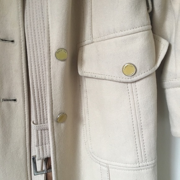 Coat - Picture 2 of 8